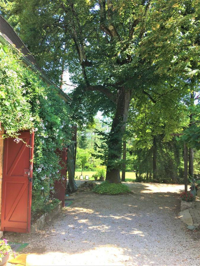 Chambres D'Hotes Les Coustilles Saint-Alvère 외부 사진