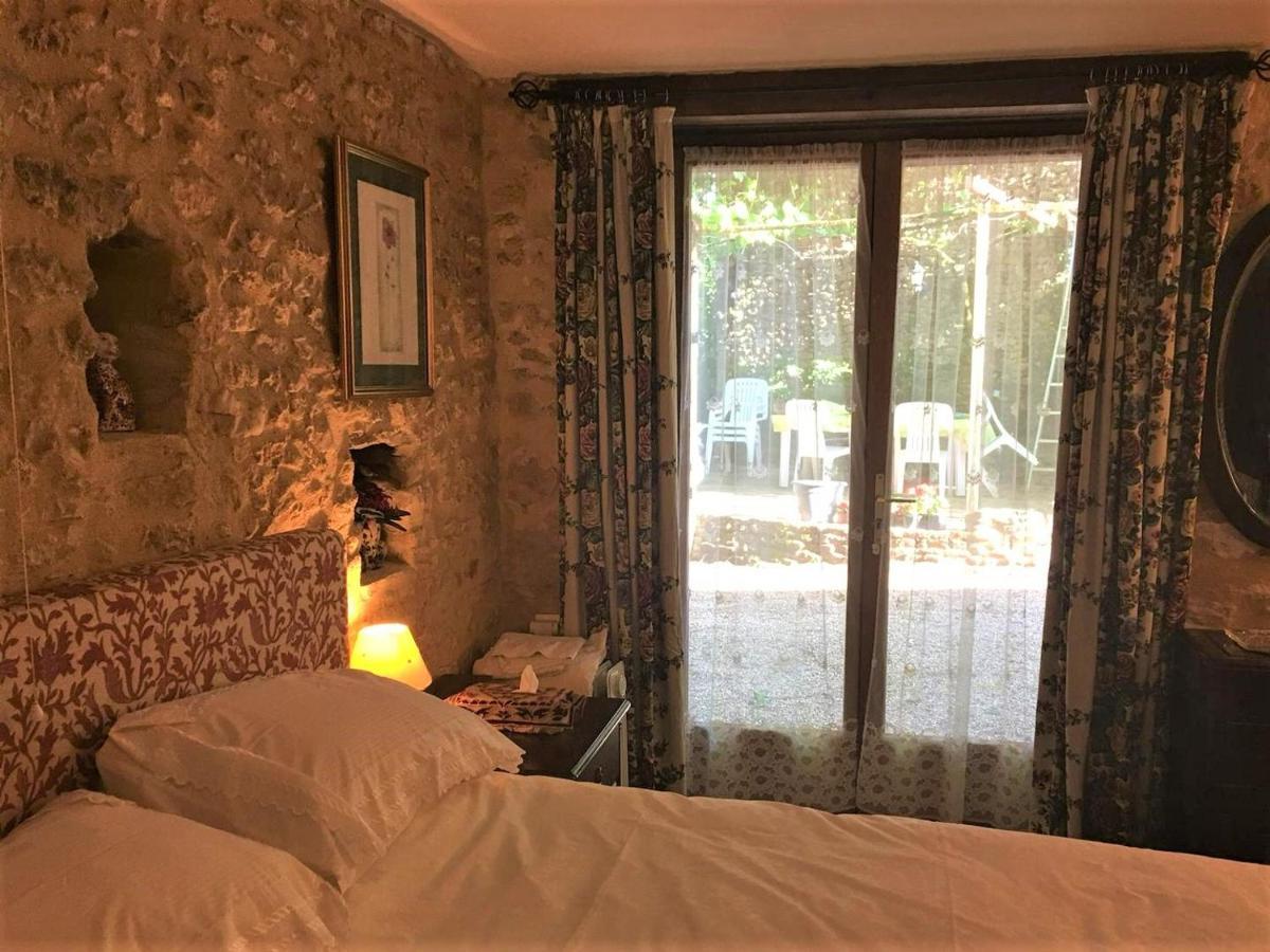 Chambres D'Hotes Les Coustilles Saint-Alvère 외부 사진