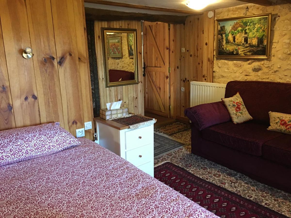 Chambres D'Hotes Les Coustilles Saint-Alvère 외부 사진